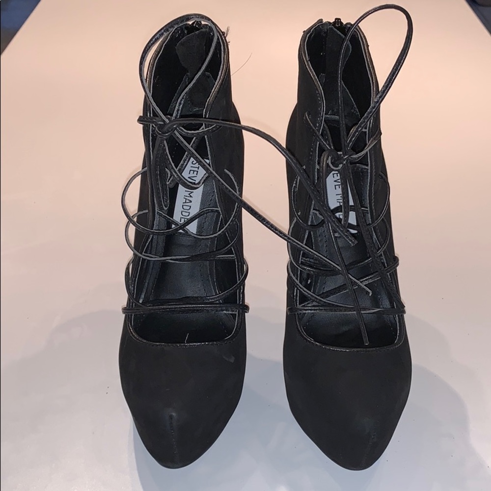 Steve Madden Grenadne Black Suede Lace-Up Heels